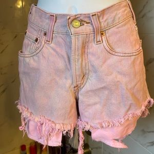 pink levi’s 550 denim cut off shorts high rise